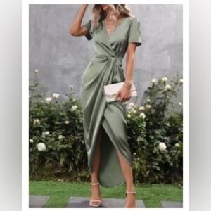 SHEIN Green Midi Dress